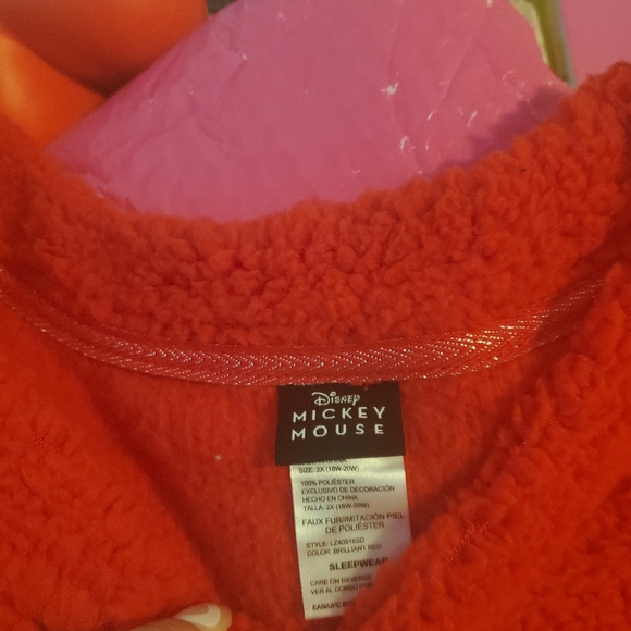 Fleece pj top 2x - Picture 2 of 4